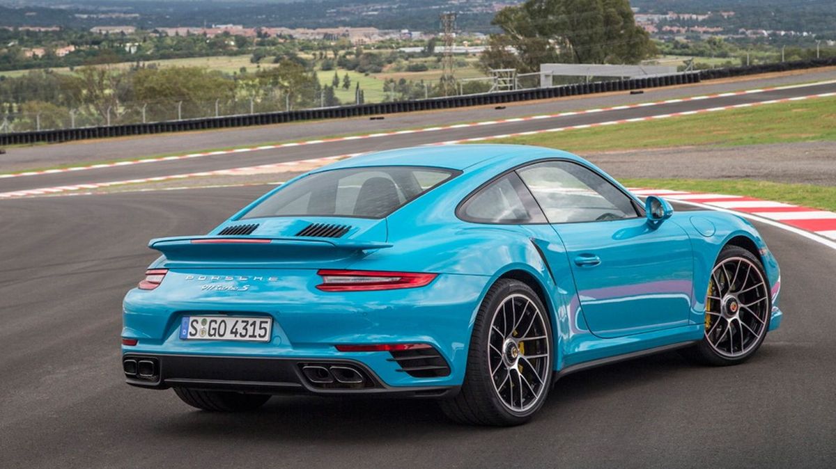 Porsche 911 Turbo S (992)